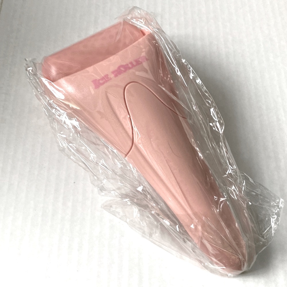 - BN ice roller in pink for rejuvenation of skin and beauty